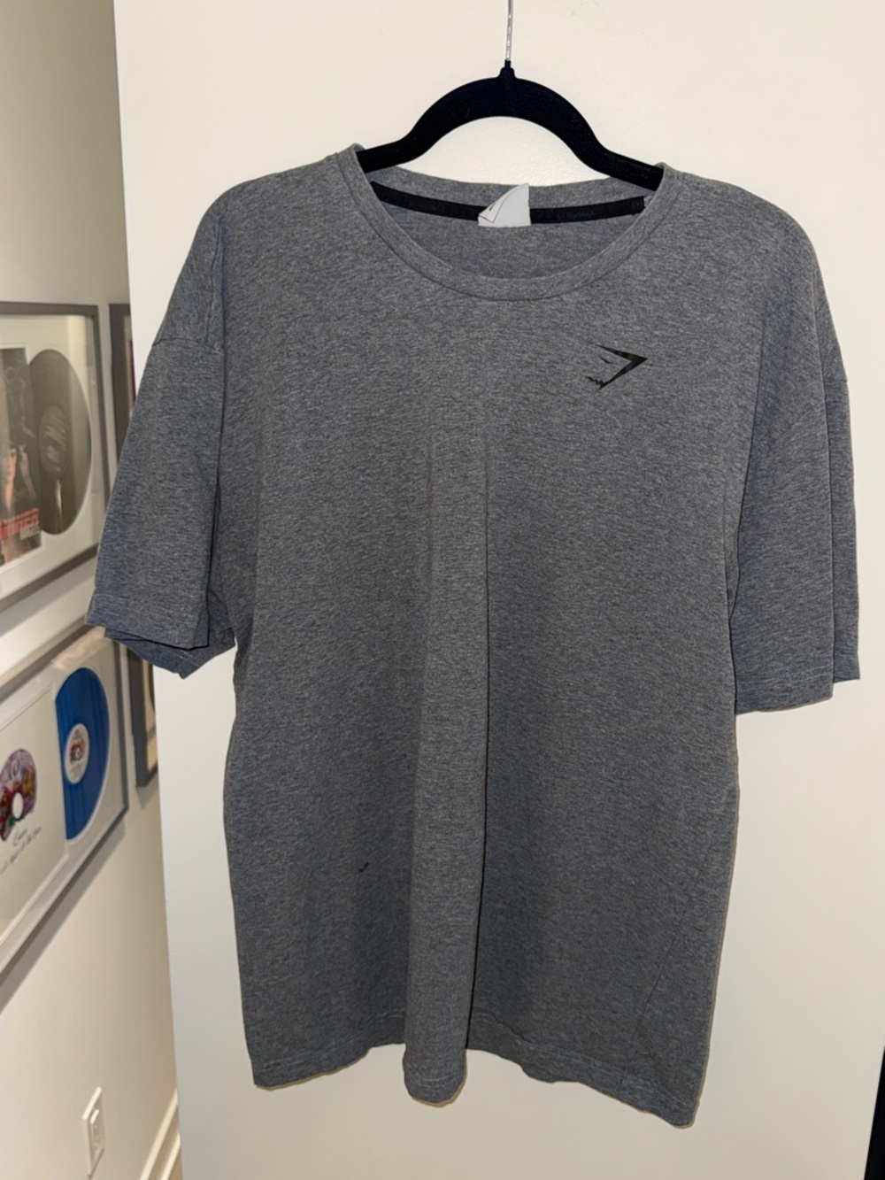 Gymshark Men’s Dark Grey Athletic Fitness Tee Shirt - Medium